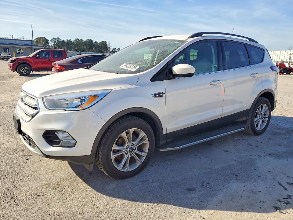 2018 Ford Escape se