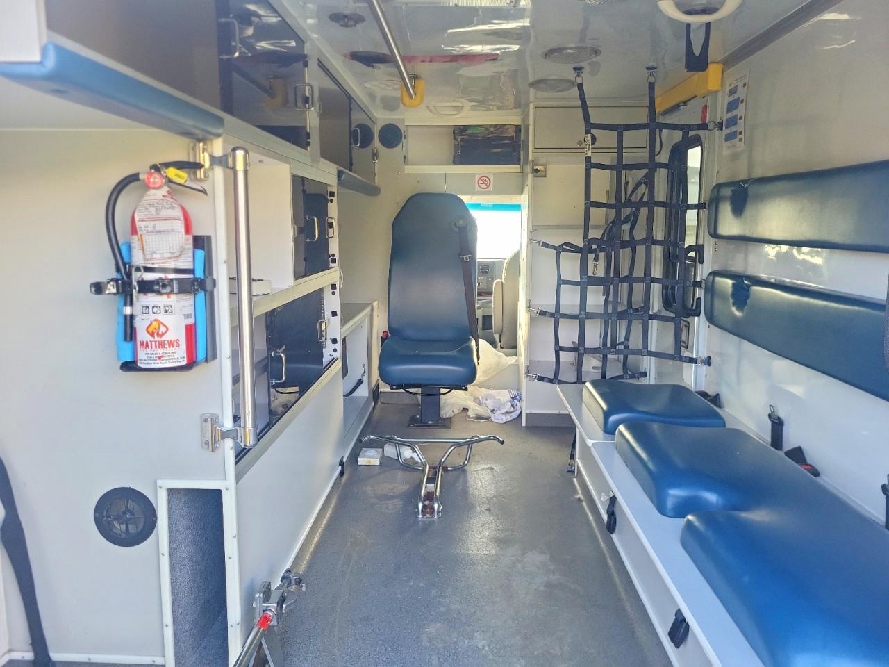 2016 Ford E-350 Ambulance