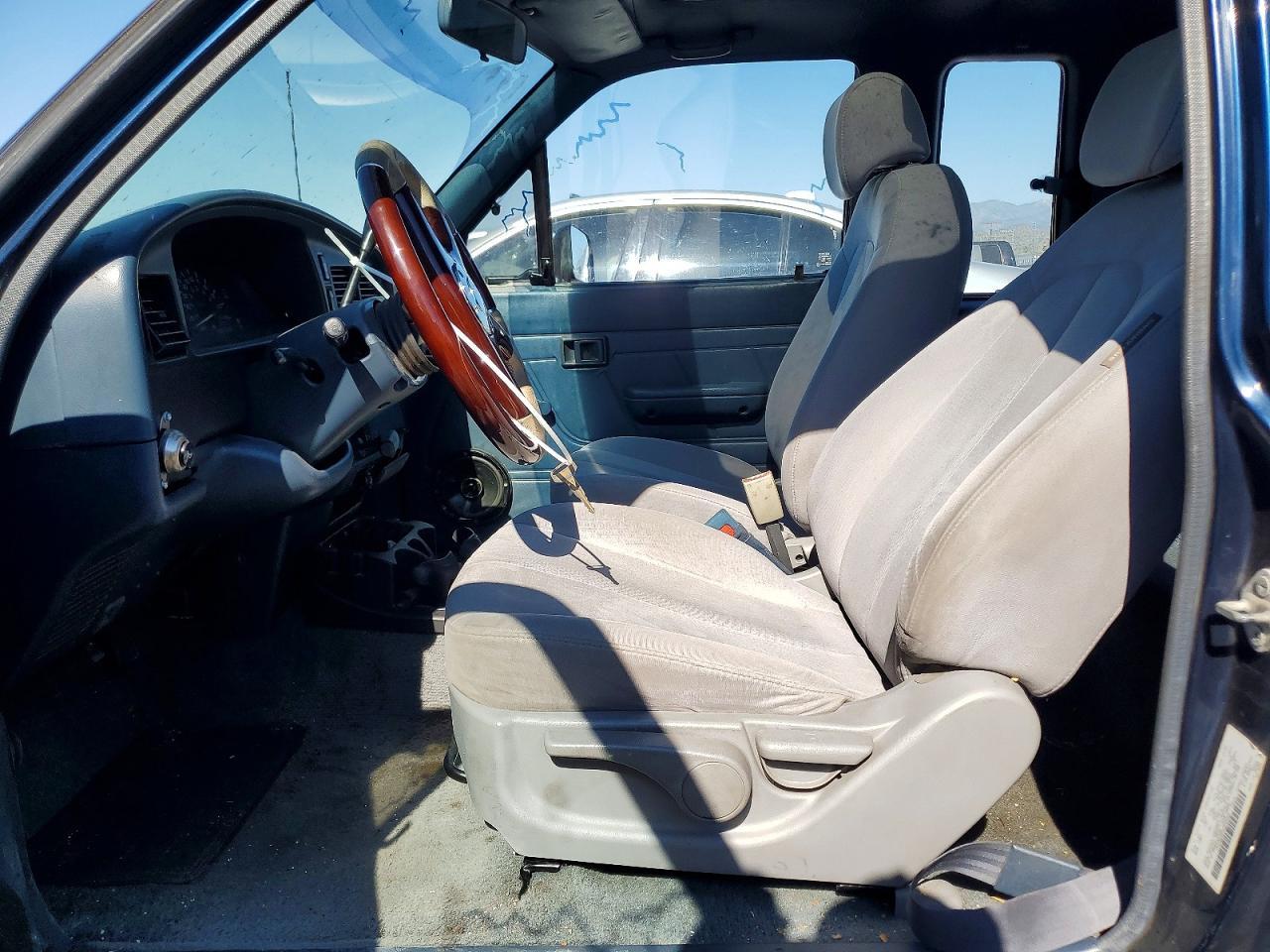1994 Toyota Pickup DX V6