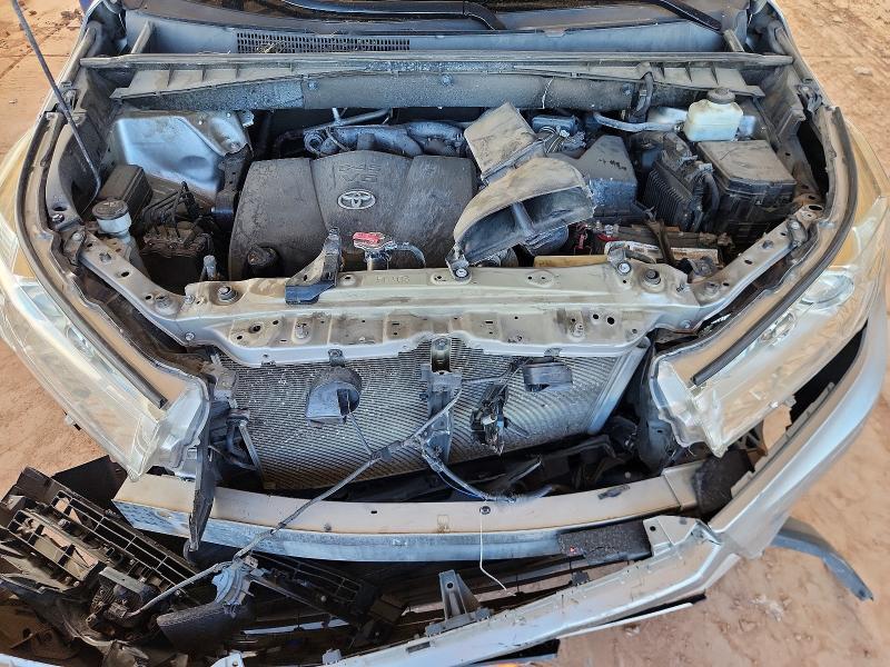 2018 Toyota Highlander le