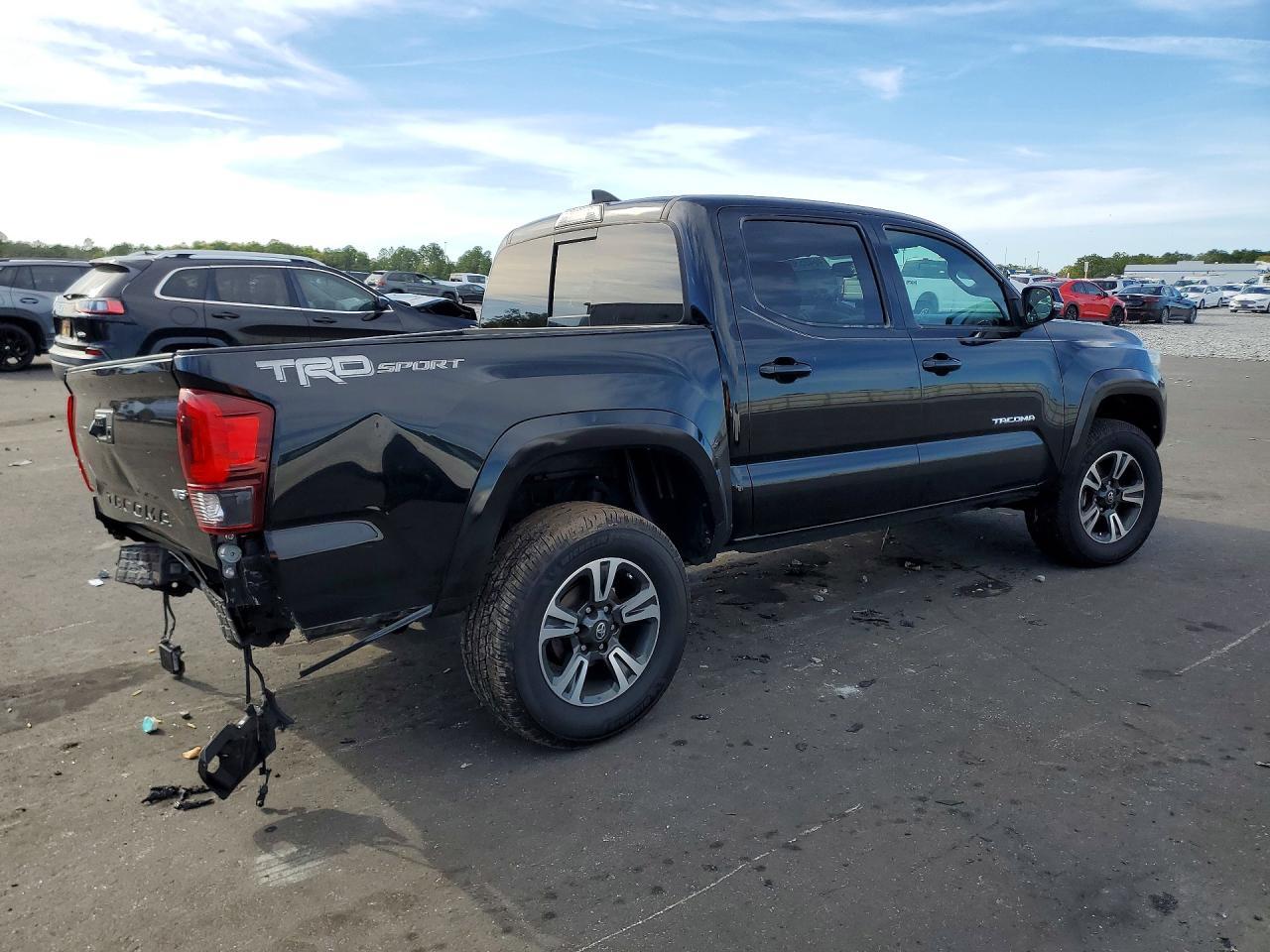 2018 Toyota Tacoma TRD Sport