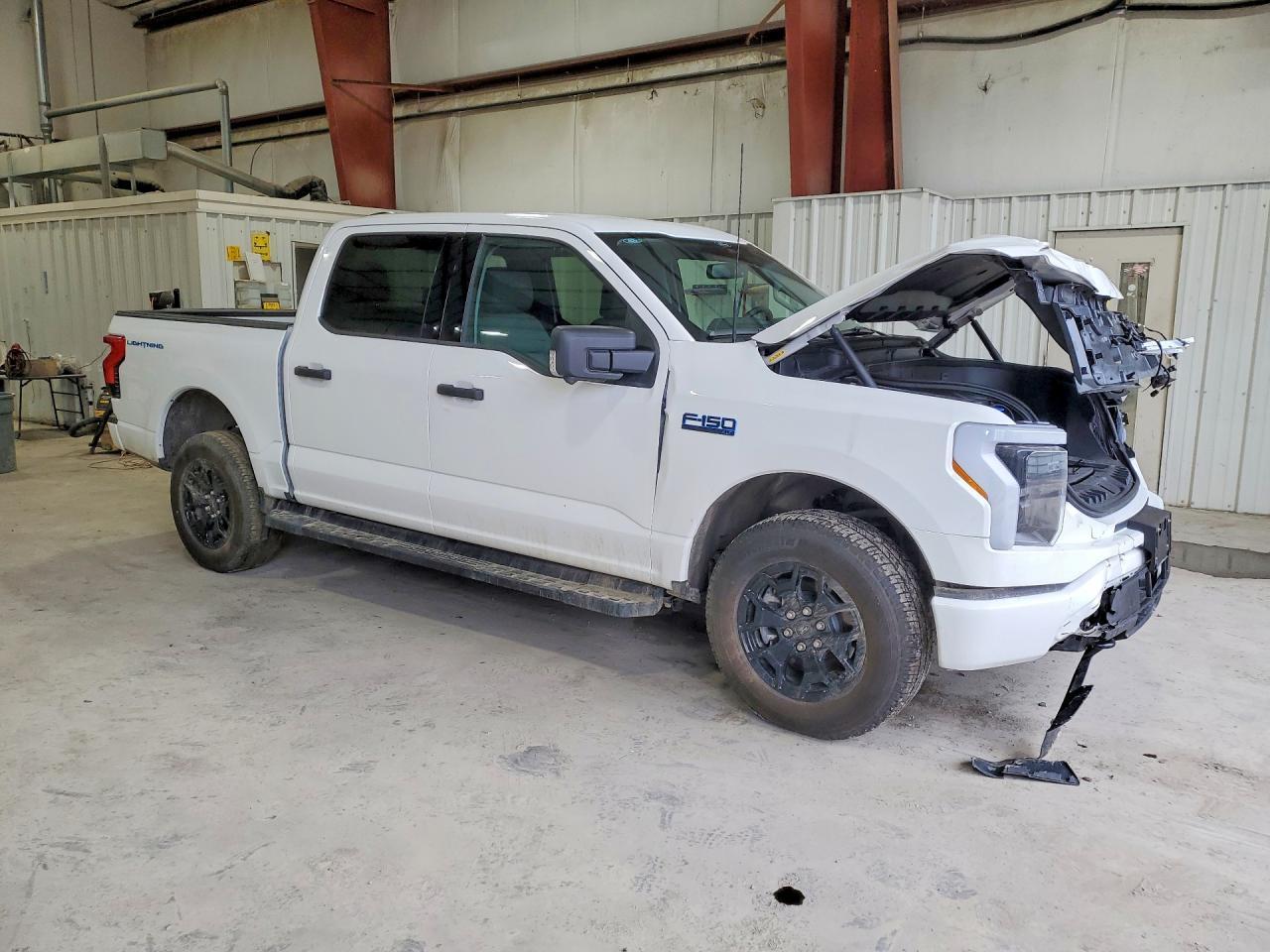 2025 Ford F150 Lightning XLT