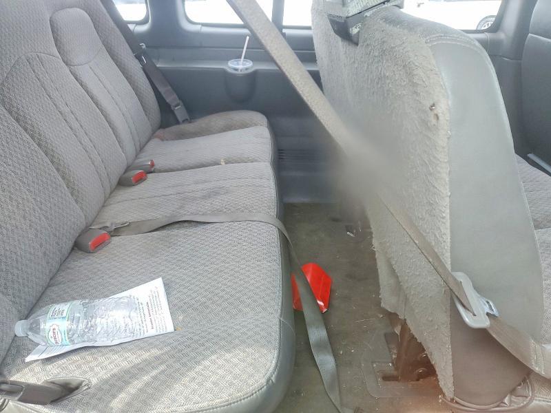 2005 GMC Savana G3500
