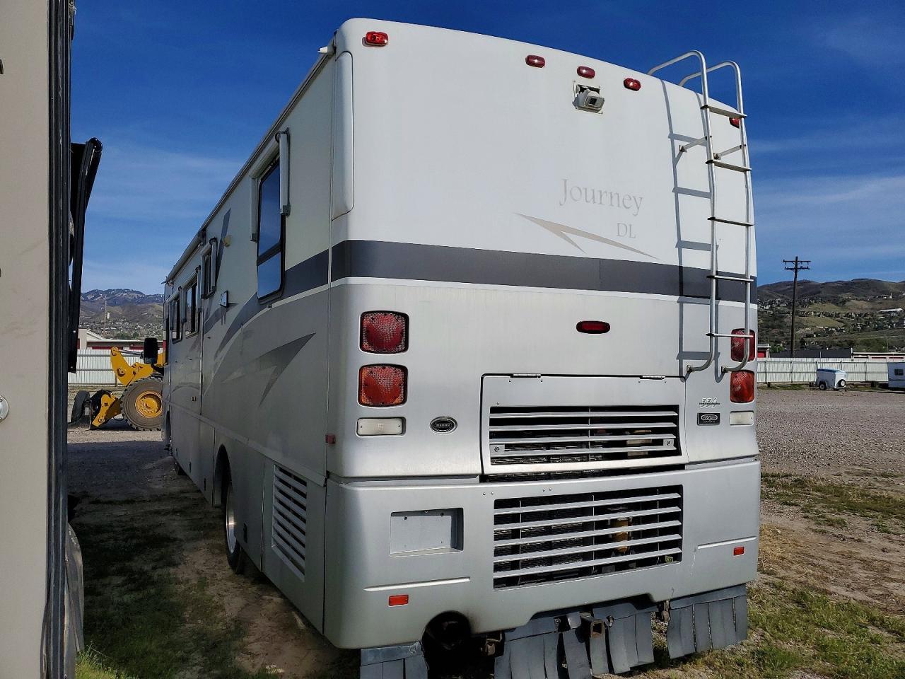 2001 Freigliner 2001 Freightliner Journey RV