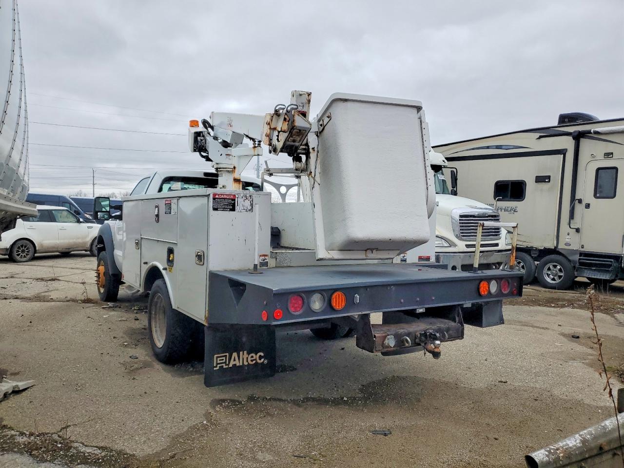 2016 Ford F450 Super Duty Bucket Truck
