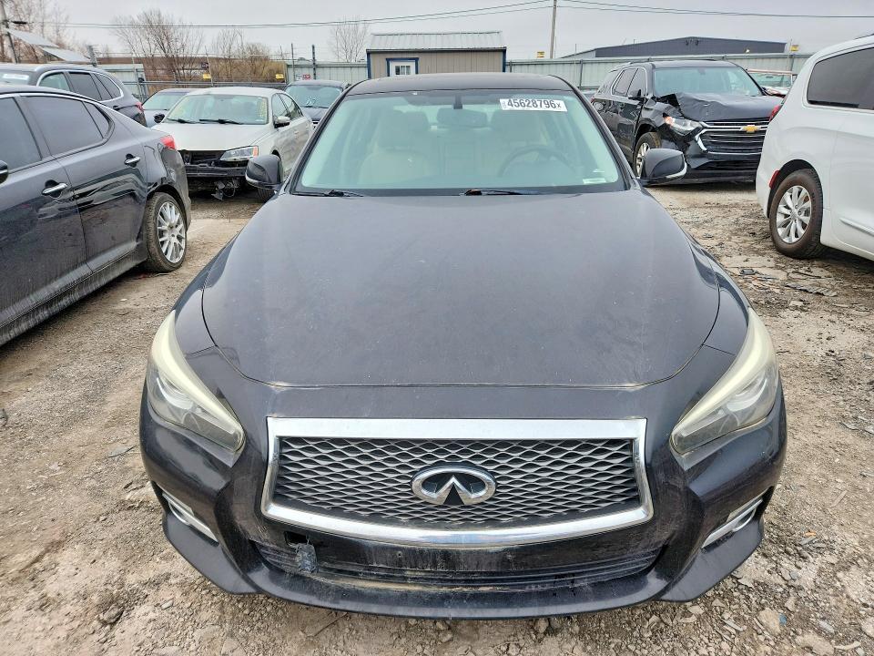 2015 Infiniti Q50 Premium