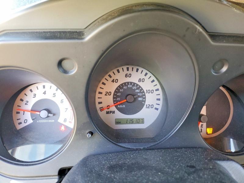 2004 Nissan Frontier XE-V6 Desert Runner