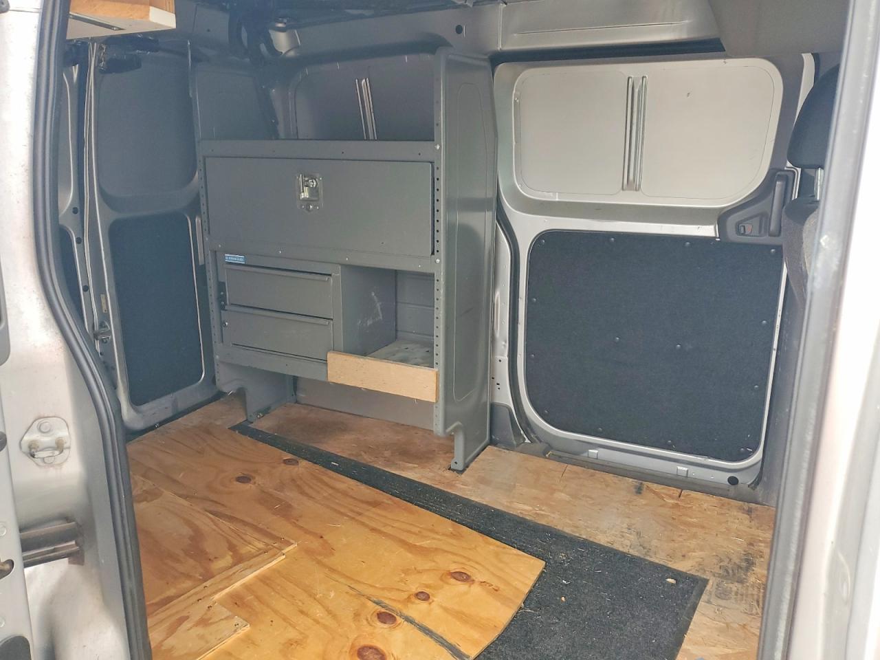 2015 Nissan NV200 S