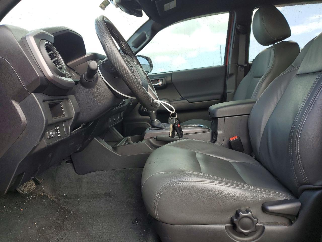 2016 Toyota Tacoma TRD Sport