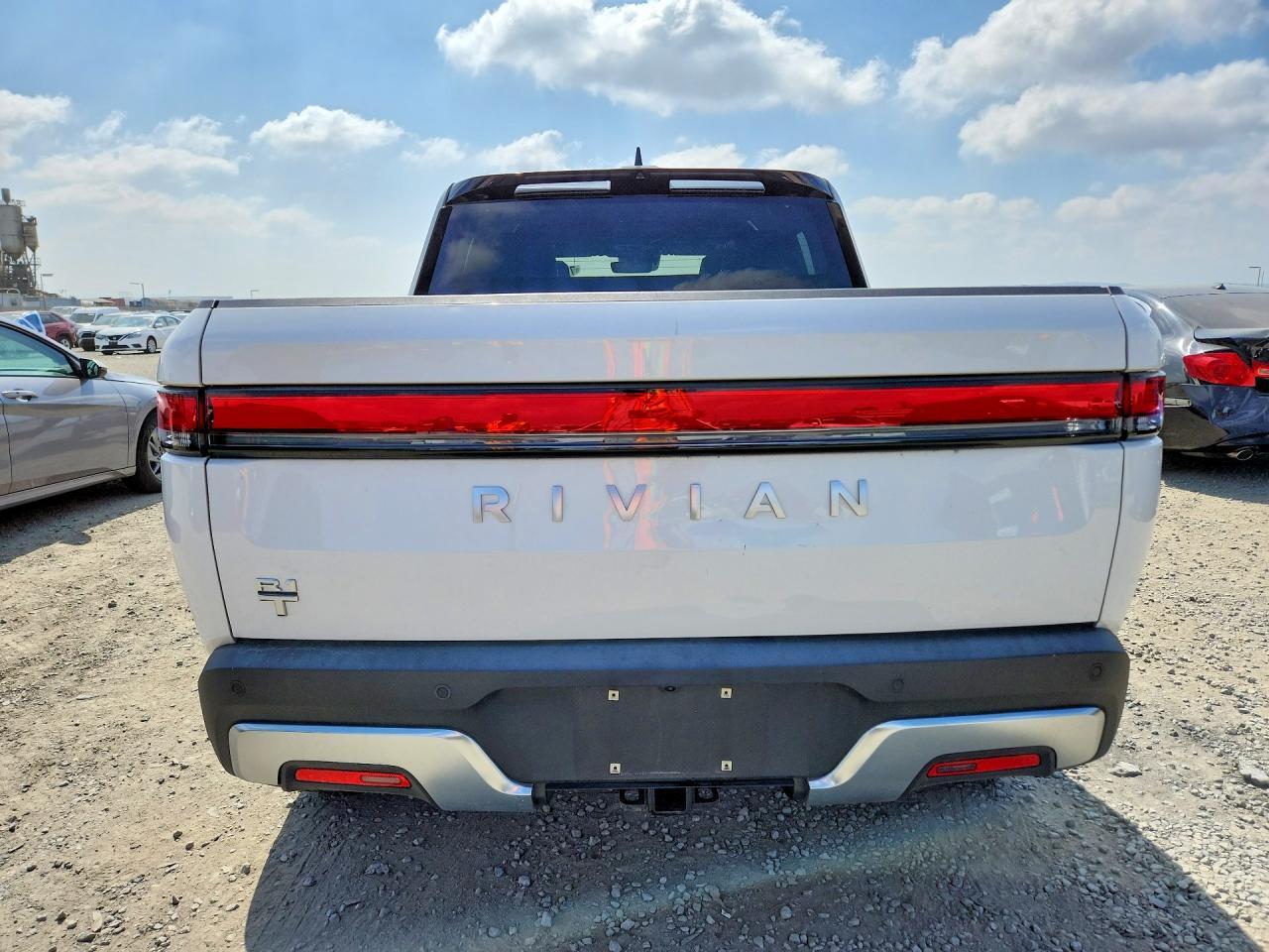 2024 Rivian R1T Adventure
