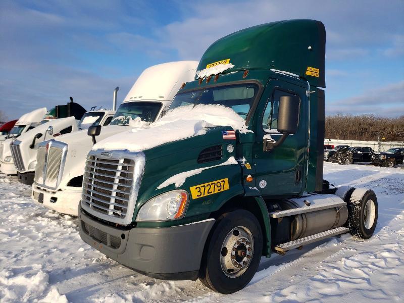 2018 Freightliner Cascadia 113