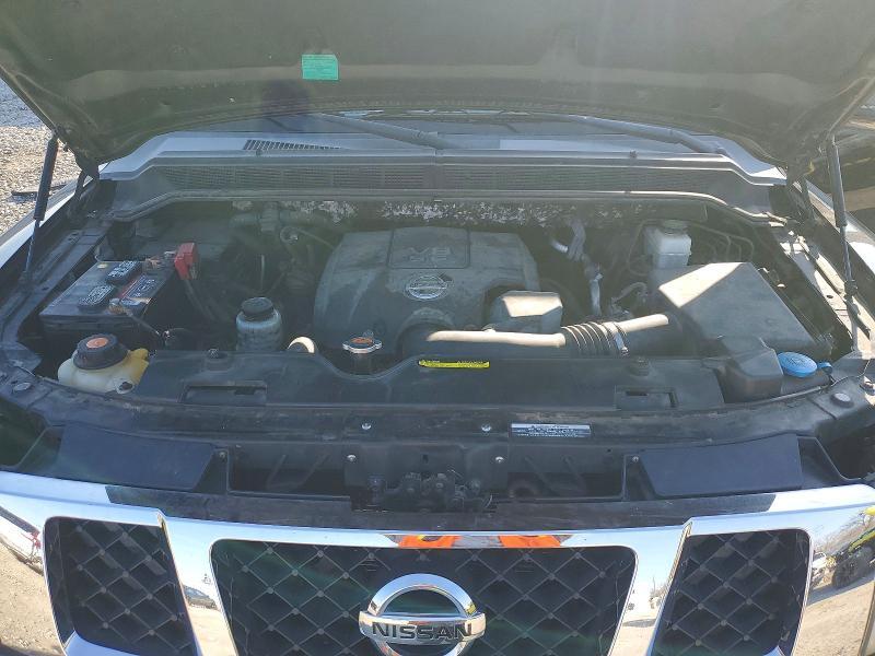 2012 Nissan Armada sv