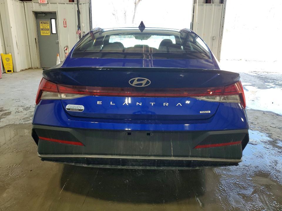 2025 Hyundai Elantra Hybrid sel Sport