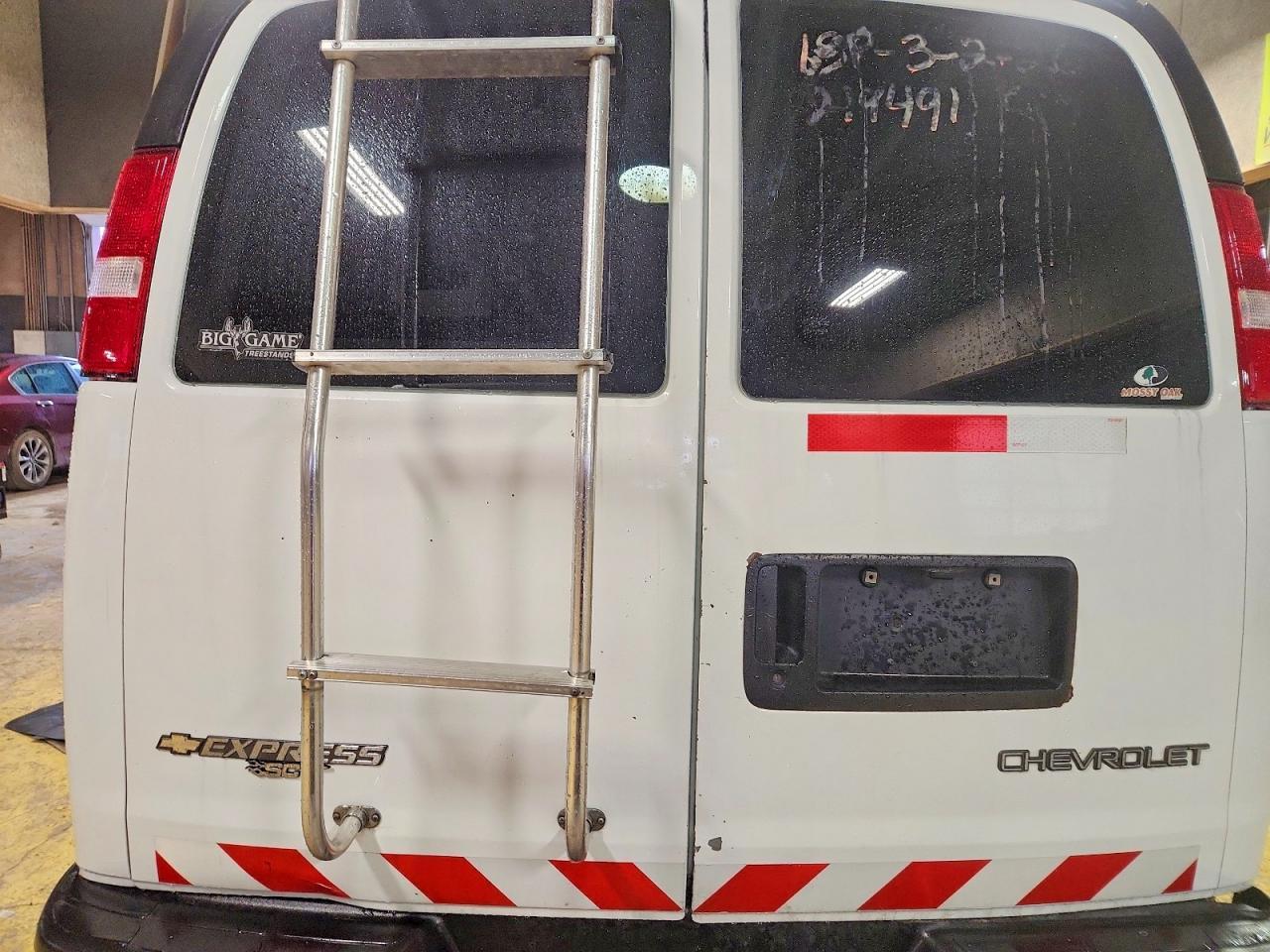 2003 Chev Rolet Express 1500 Utility / Service Van