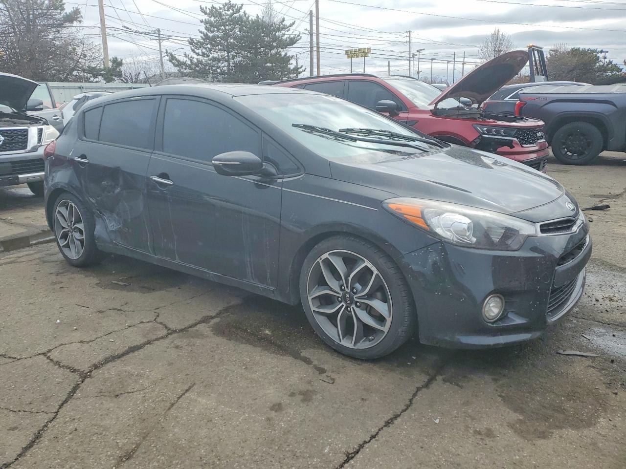 2015 KIA Forte5 sx