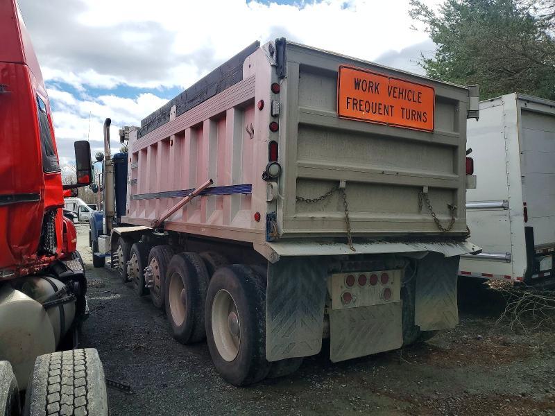2001 International DF597 Dump Truck