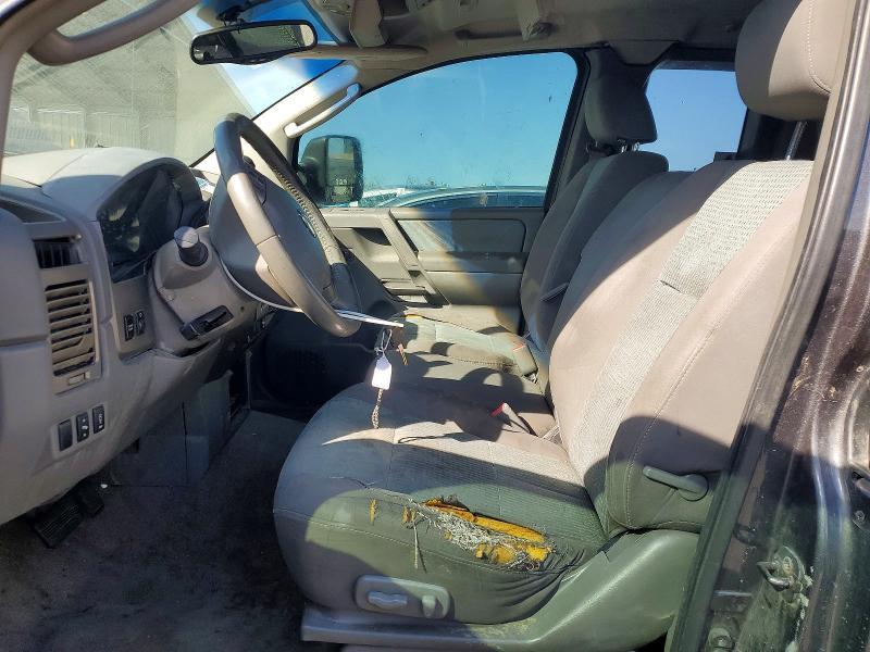 2005 Nissan Titan XE