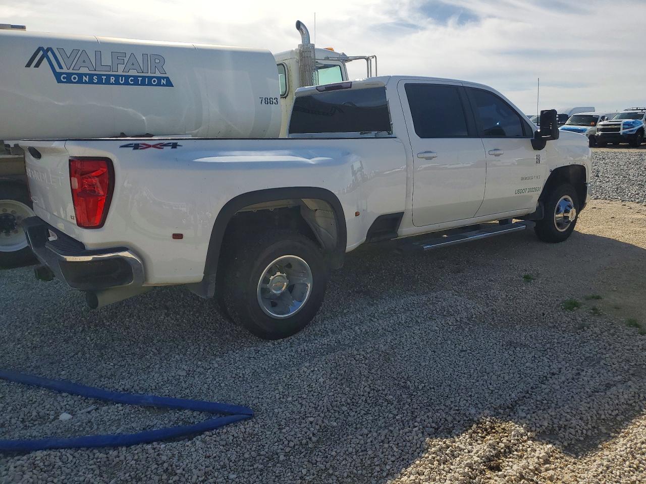 2024 Chevrolet Silverado K3500 LT