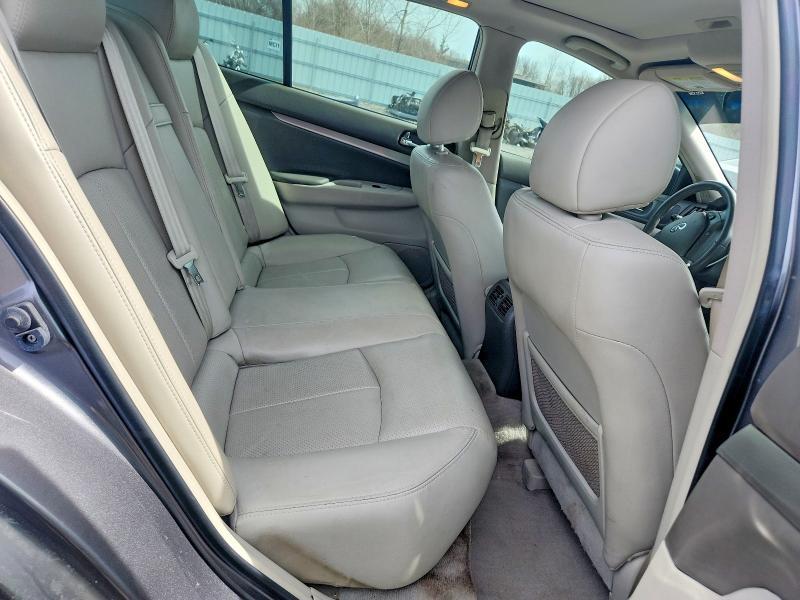2015 Infiniti Q40 Base