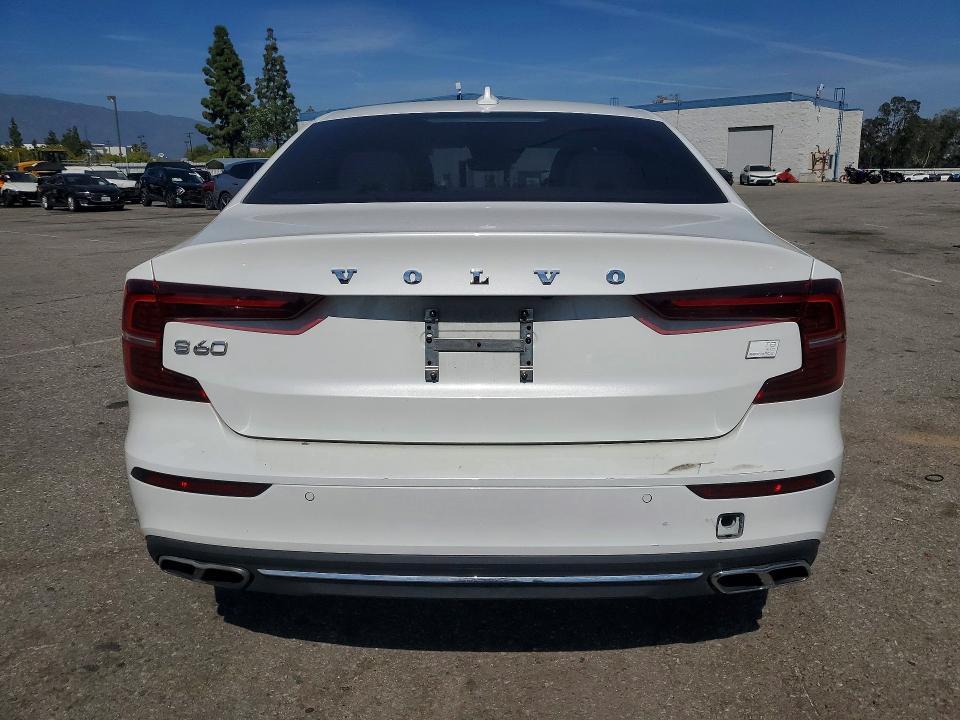 2021 Volvo S60 T8 Recharge Inscription