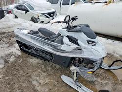 Skidoo Vehiculos salvage en venta: 2026 Skidoo Summit Adrenaline 600R RER