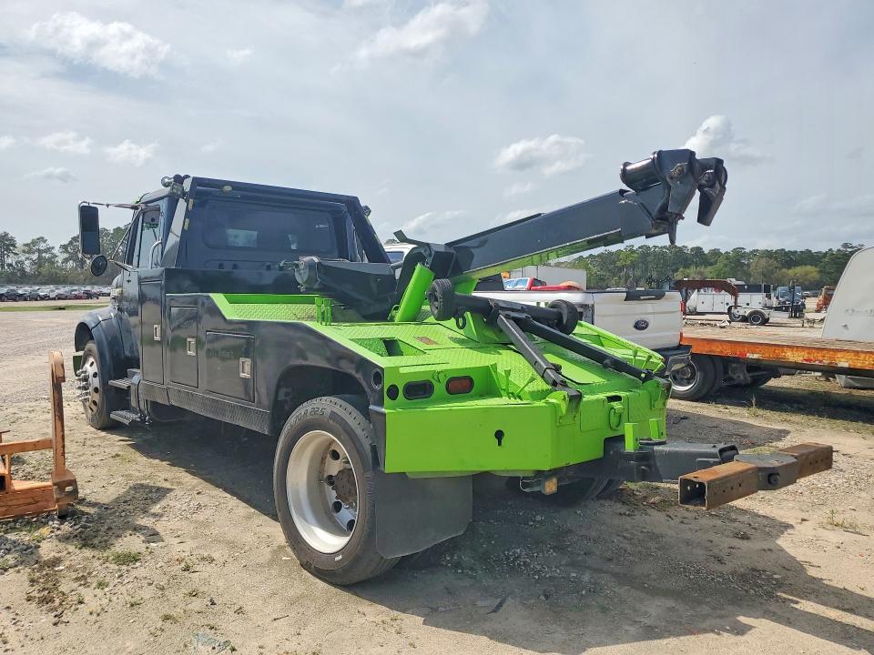 1999 International 4900 TOW Truck