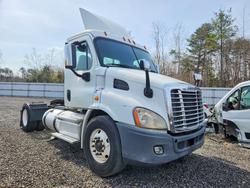 Salvage cars for sale from Copart Fredericksburg, VA: 2018 Freigliner 2018 Freightliner Cascadia 113 Semi Truck