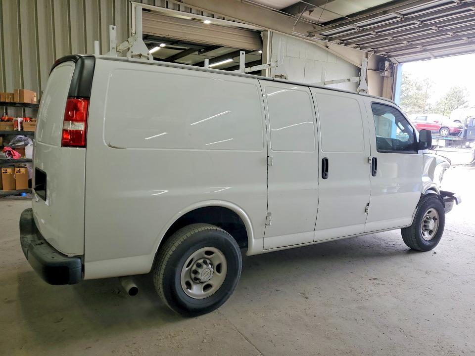 2021 Chevrolet Express G2500