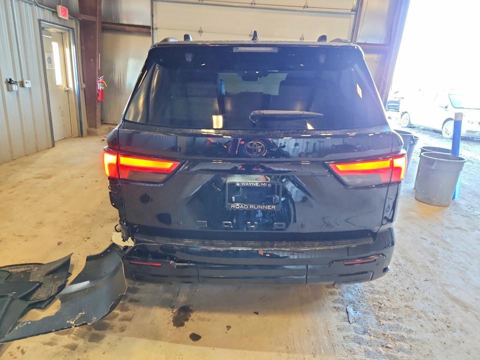 2024 Toyota Sequoia Platinum