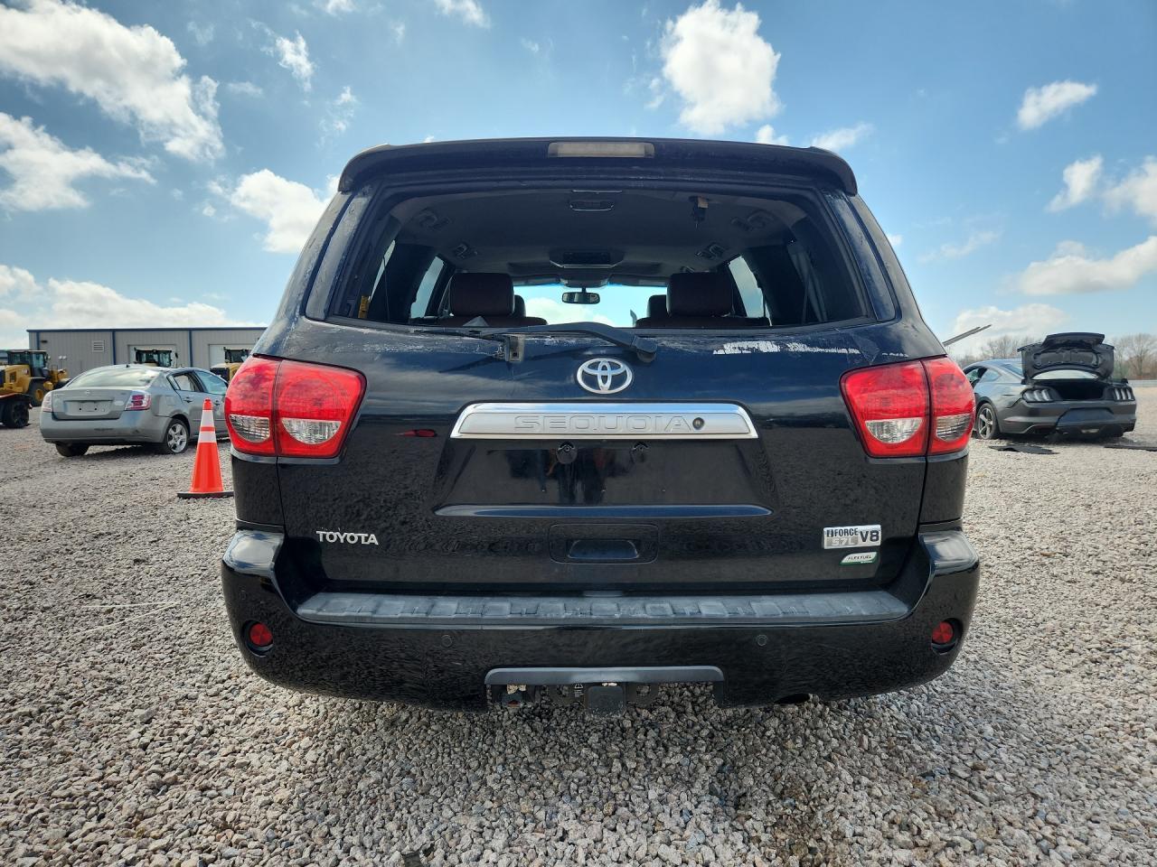 2010 Toyota Sequoia Platinum
