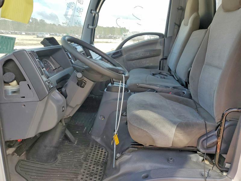 2016 Isuzu Nqr Refrigerated box Truck