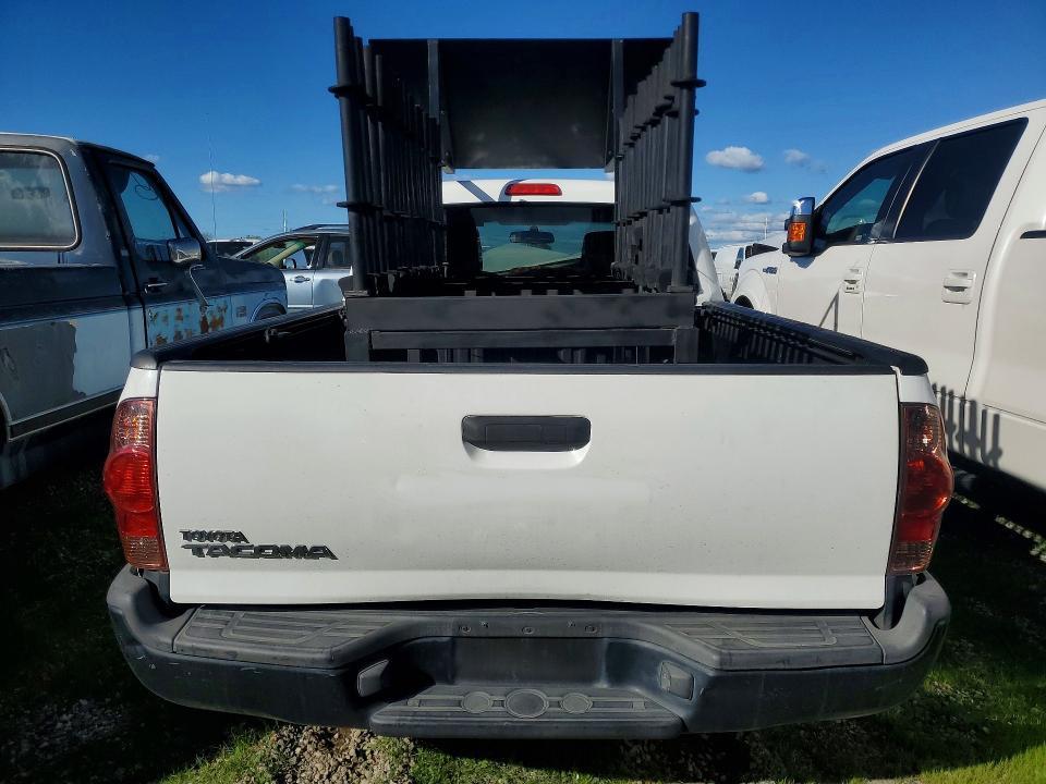 2014 Toyota Tacoma Base