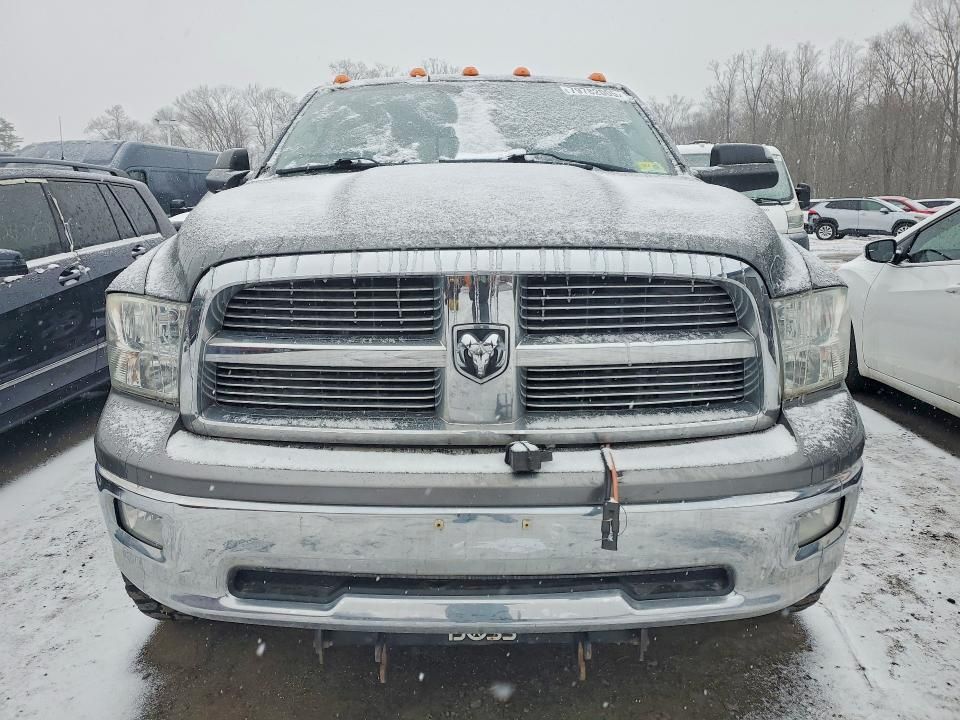 2012 Dodge Ram 1500 slt