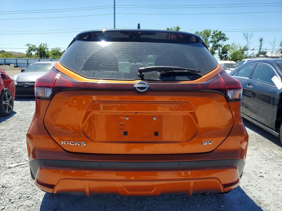 2023 Nissan Kicks sv