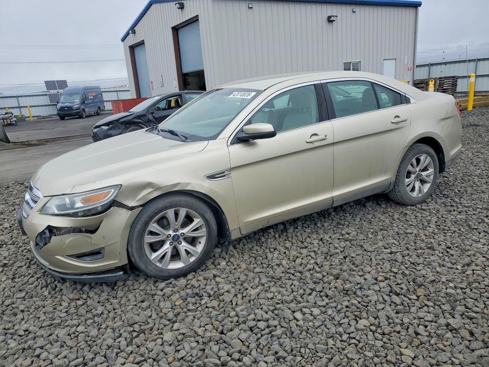 2010 Ford Taurus sel
