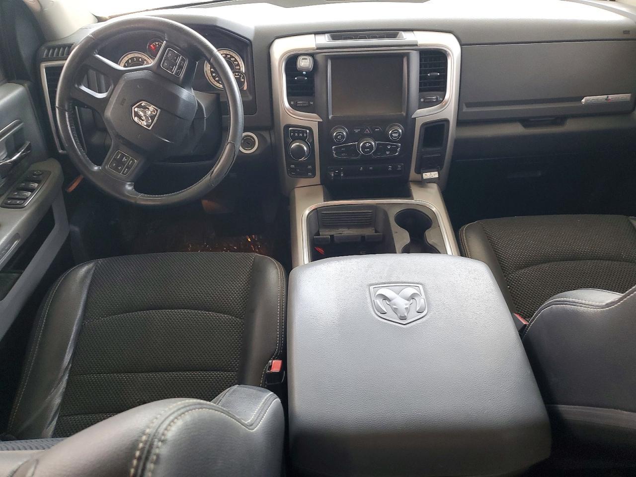 2017 Dodge RAM 1500 SLT