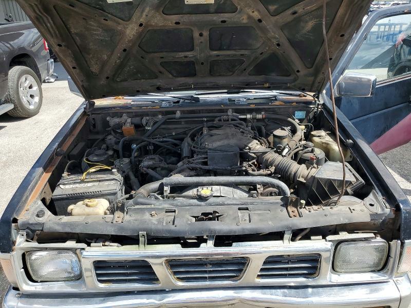 1995 Nissan Truck XE V6