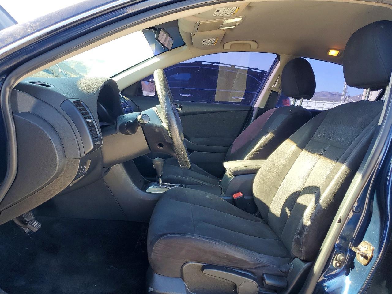 2010 Niss Altima