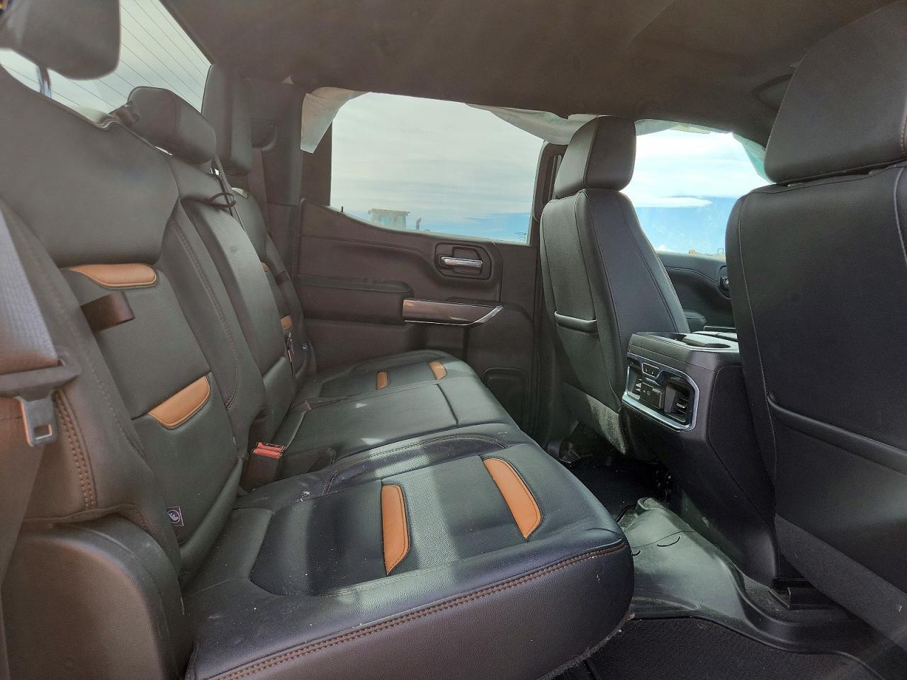 2021 GMC Sierra K1500 AT4