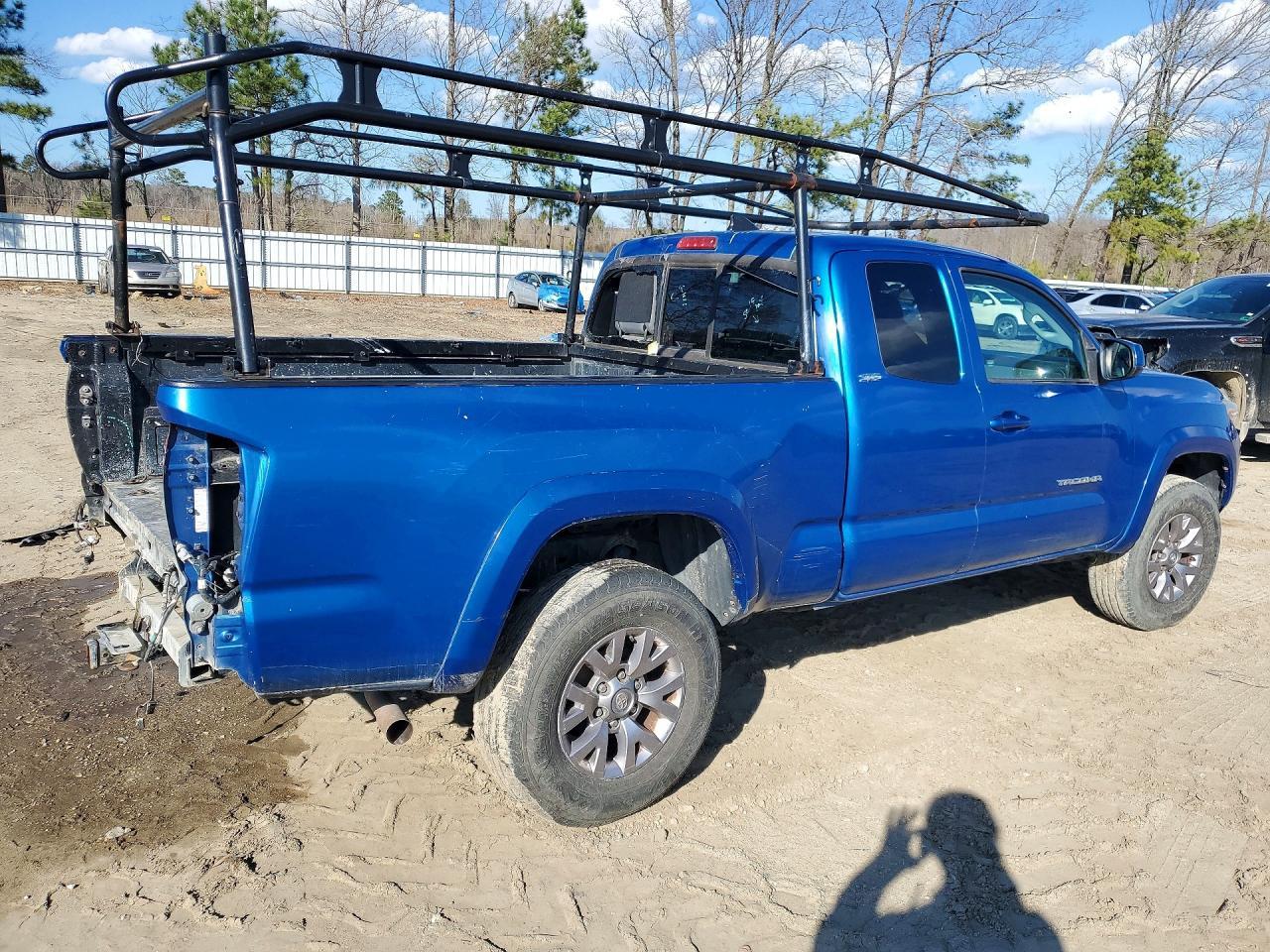 2016 Toyota Tacoma SR5