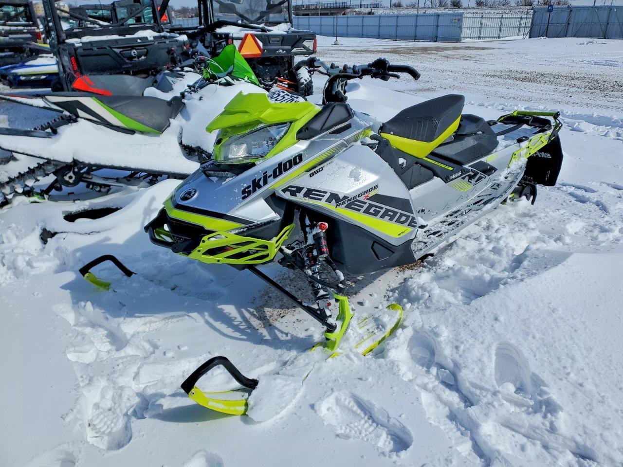 2018 Skidoo Snowmobile