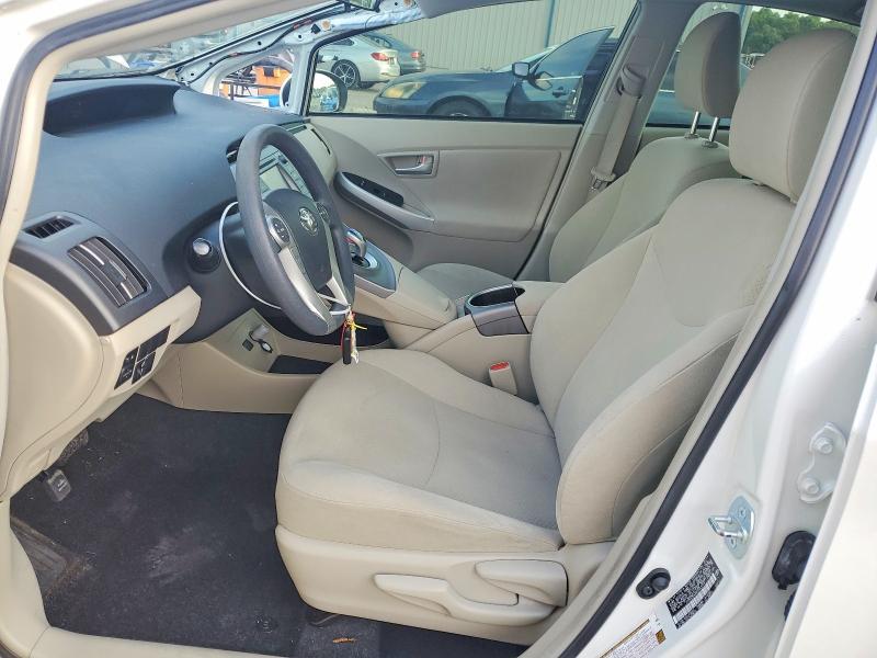 2014 Toyota Prius two