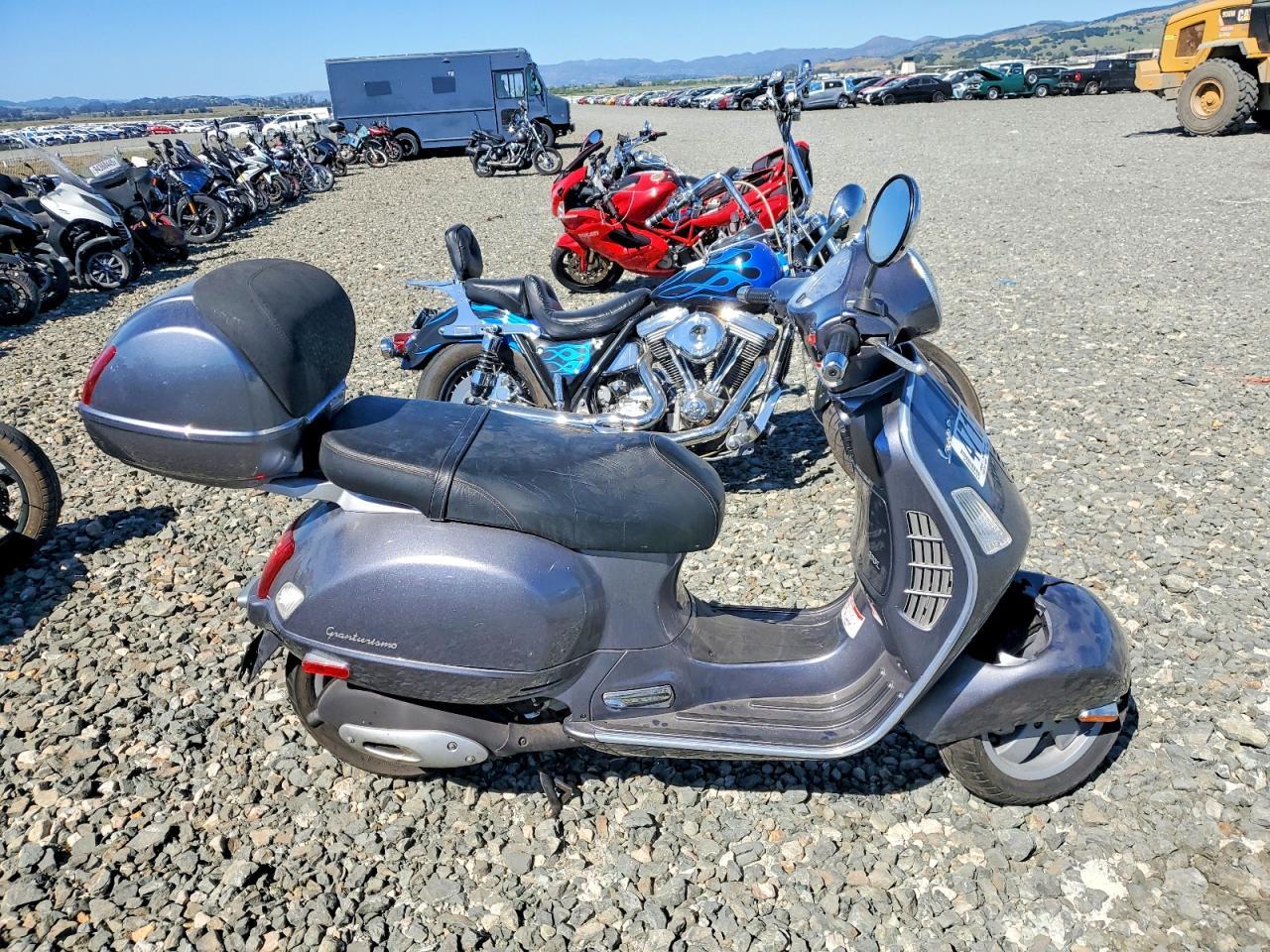 2005 Vespa Granturismo 200
