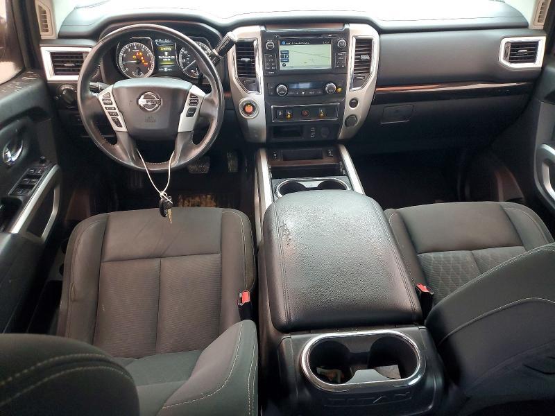 2017 Nissan Titan SV