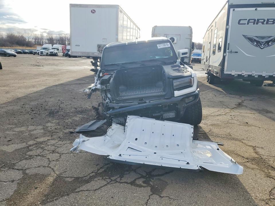2022 GMC Hummer Pickup Edition 1