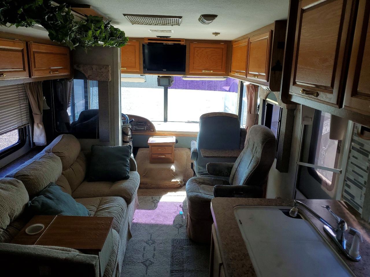 1999 Ford F550 Super Duty RV