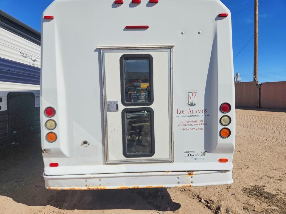 2003 Ford E450 Shuttle Bus