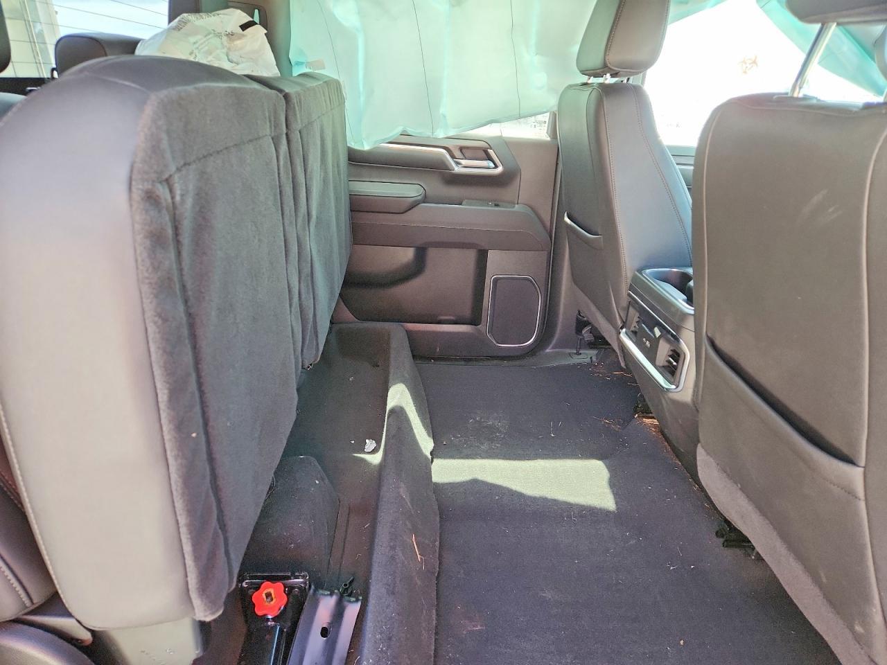 2025 GMC Sierra K1500 SLT