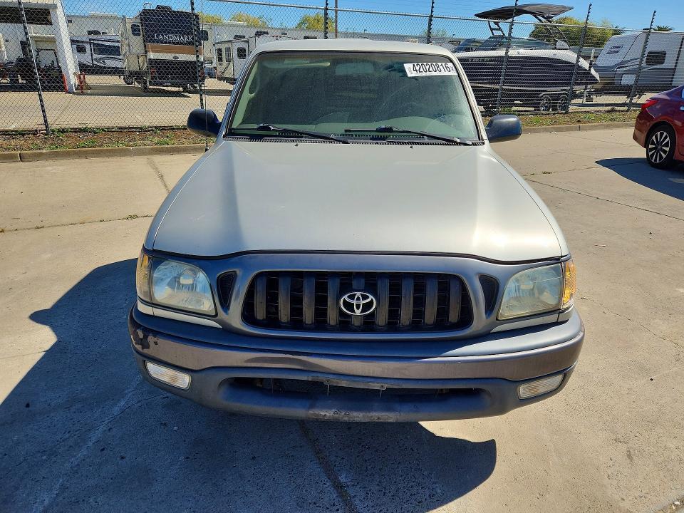 2004 Toyota Tacoma Base