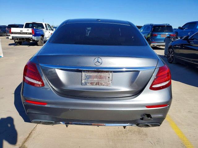 2017 Mercedes-Benz E 300 4matic